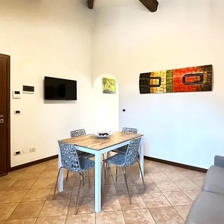 Int 4 - Edoardo By San Luca Apartamento