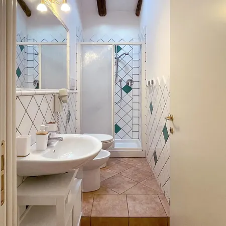 Int 4 - Edoardo By San Luca Apartamento